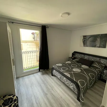 Familiar En El Centro De *